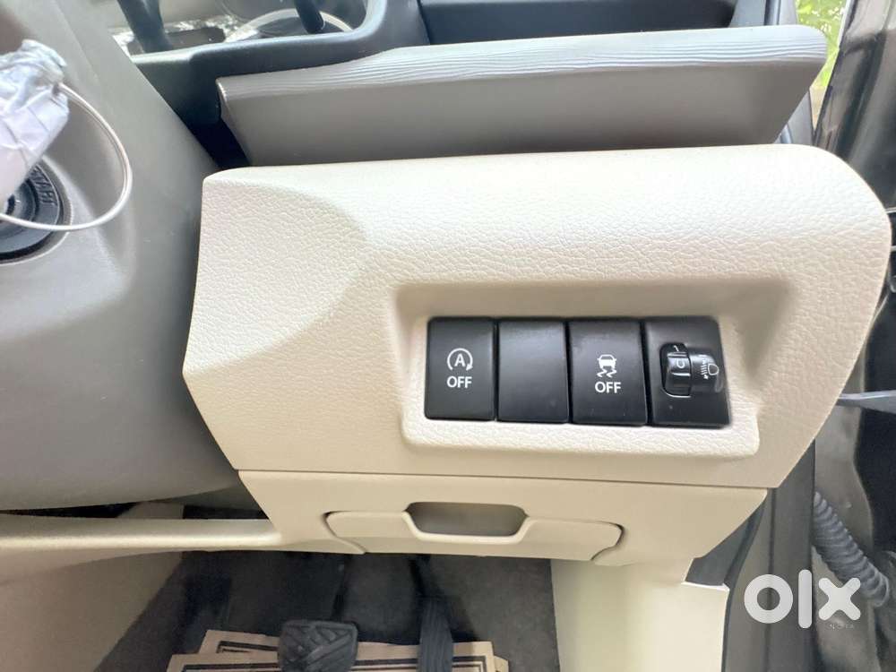 Maruti Suzuki Ertiga Vxi Shvs At, 2023, Petrol