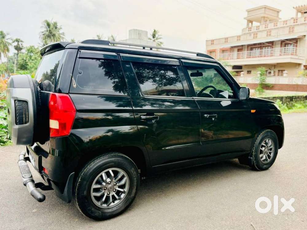 Mahindra Tuv 300 T10, 2018, Diesel