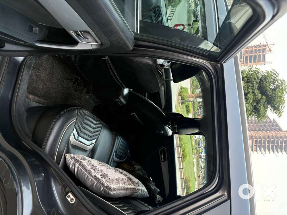 Maruti-suzuki Brezza 1.5 Zxi Turbo