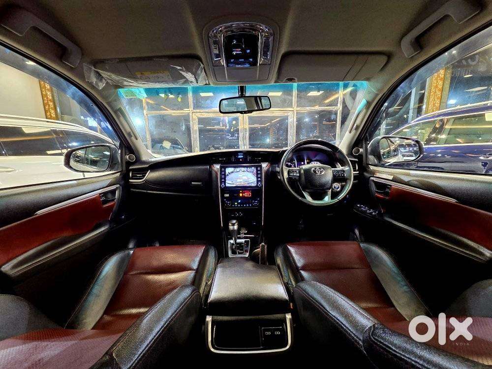 Toyota Fortuner Legender 4x2 At 2.8, 2024, Diesel
