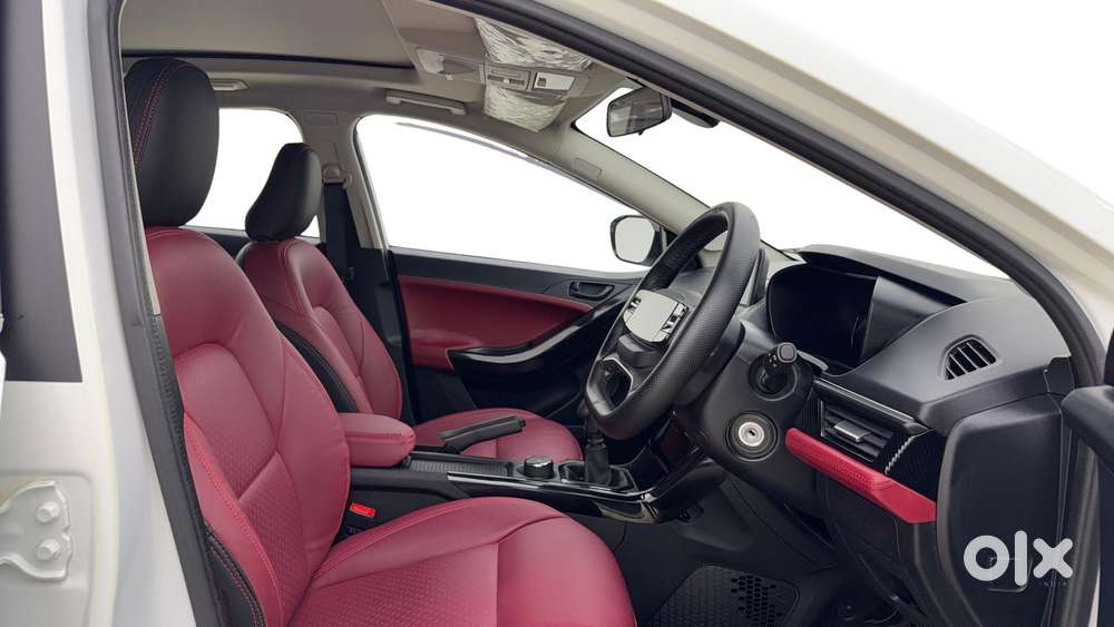Tata Curvv Pure Plus S 1.2 Revotron Petrol 6mt, 2025, Petrol