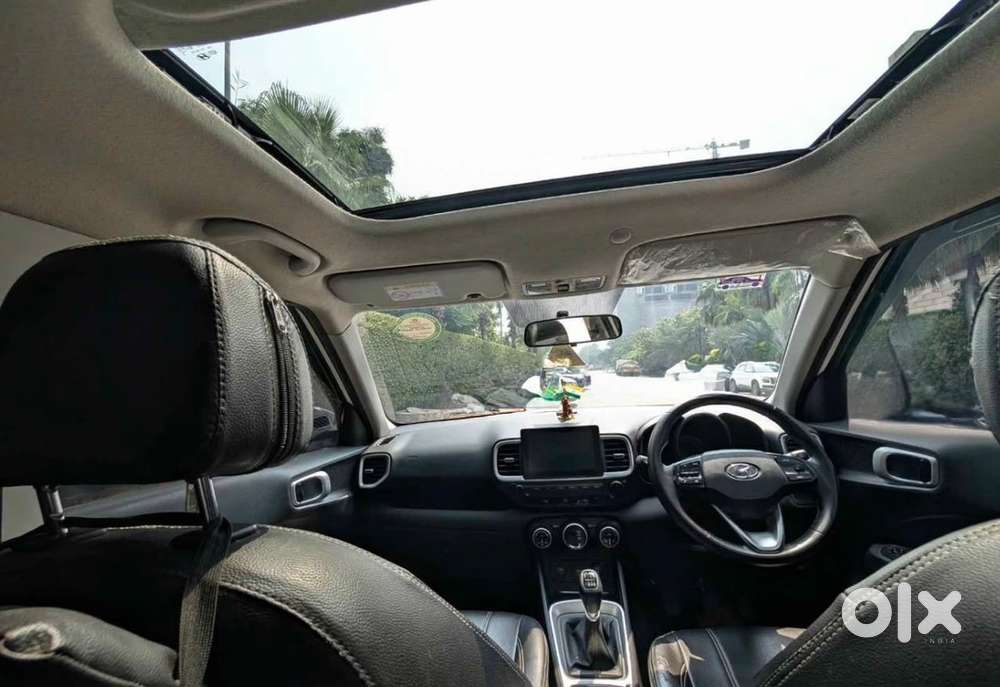 Hyundai Venue Sx (o) 2019 Model Sunroof New Tyre Touch Screen Ok