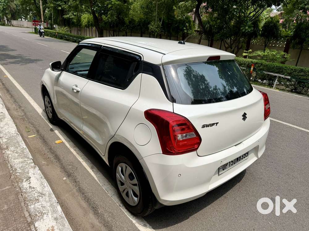 Maruti Suzuki Swift Vxi + Manual, 2021, Petrol