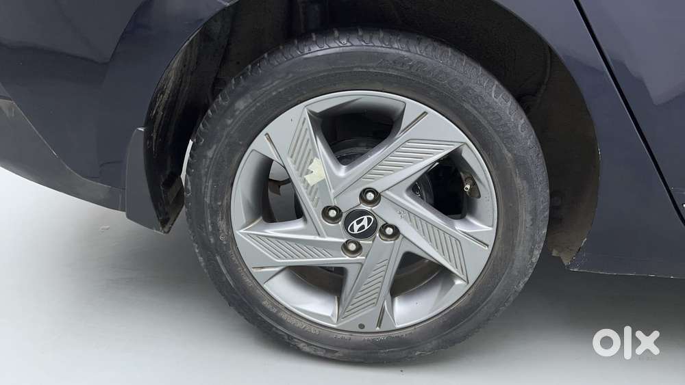 Hyundai Verna 1.5 Sx Vtvt Ivt, 2022, Petrol