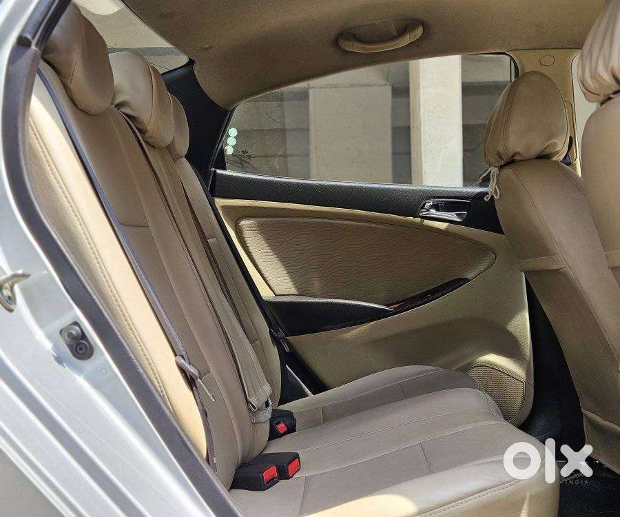 Hyundai Verna Fluidic 1.6 Crdi Sx Opt, 2012, Diesel