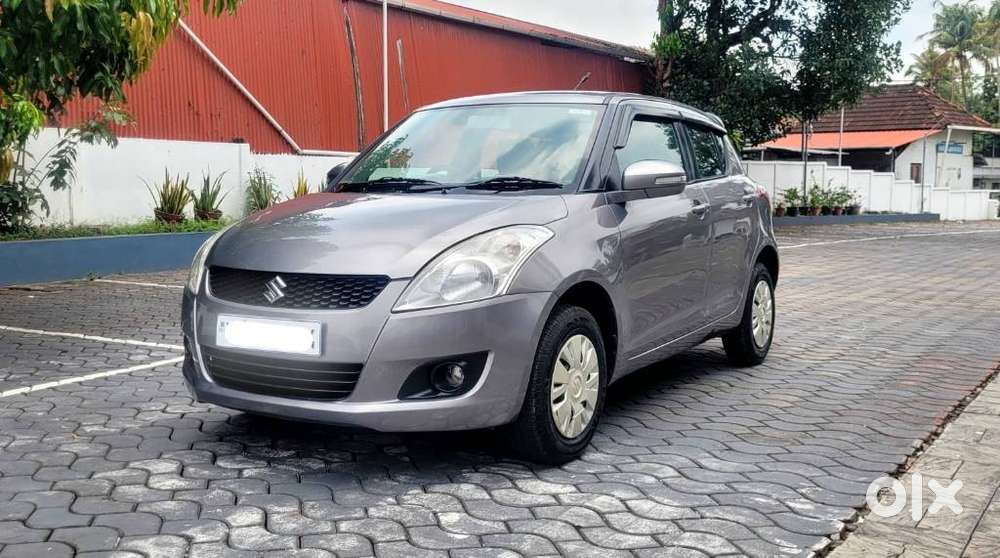 Maruti Suzuki Swift Vxi + Manual, 2014, Petrol