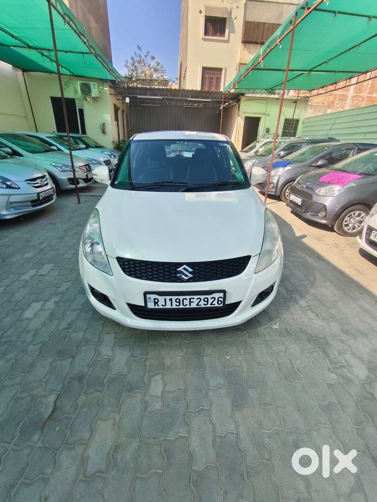 Maruti Suzuki Swift Vxi + Manual, 2014, Petrol