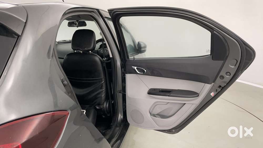 Tata Tiago Xz, 2020, Petrol