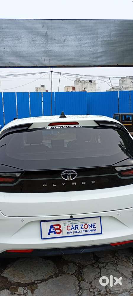 Tata Altroz 1.2 Xe, 2024, Petrol