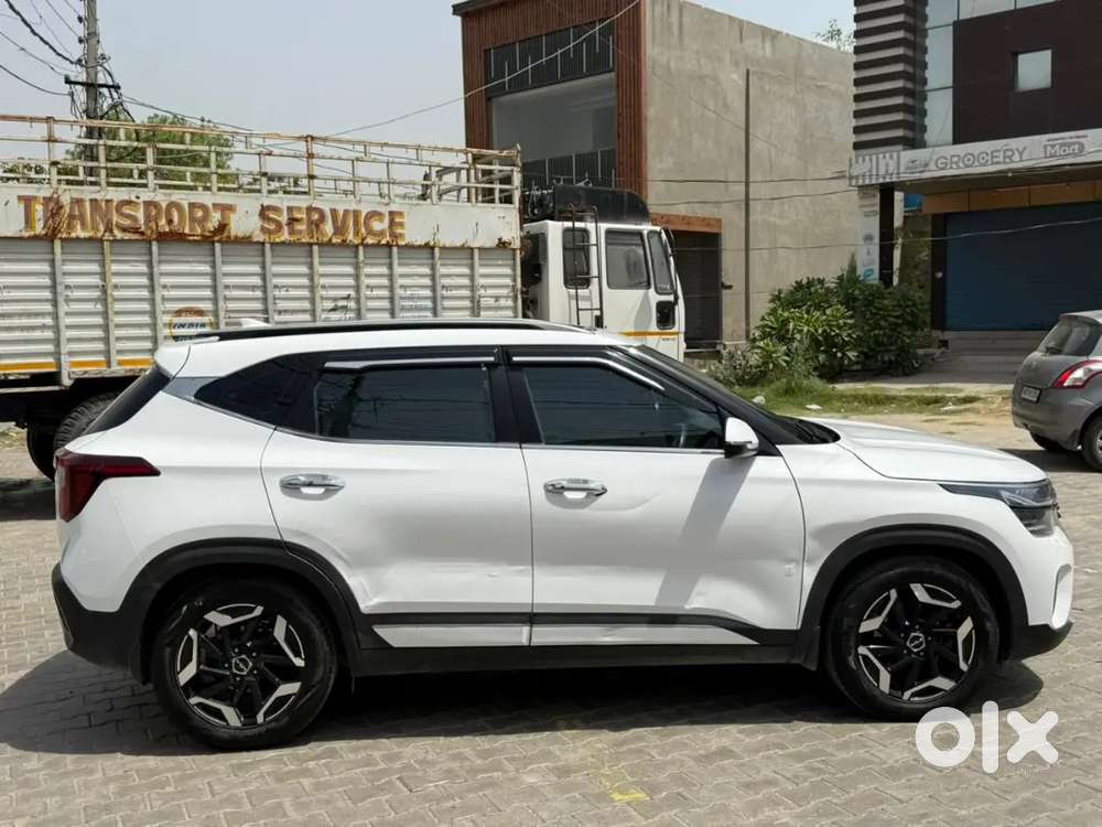 Kia Seltos 2023 Petrol 14000 Km Driven