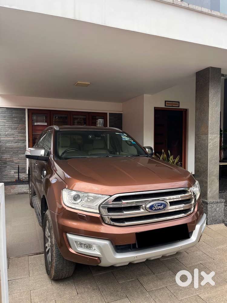 Ford Endeavour 2016