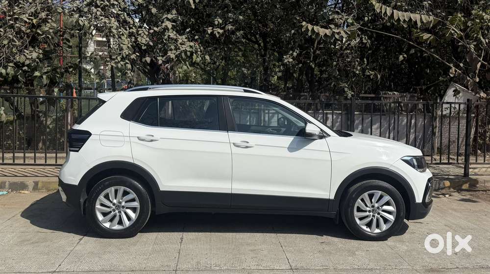 Volkswagen Taigun 1.0 Tsi Highline At, 2022, Petrol