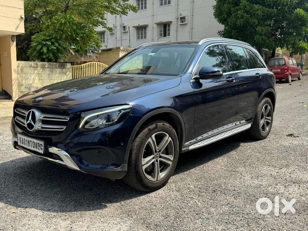Mercedes Benz Glc220d 4matic 2019 Single Owner Less Driven