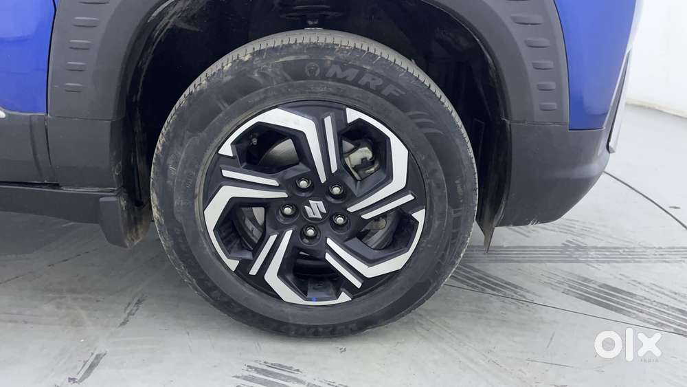 Maruti Suzuki Brezza 1.5 Zxi At Smart Hybrid Dual Tone, 2022, Petrol