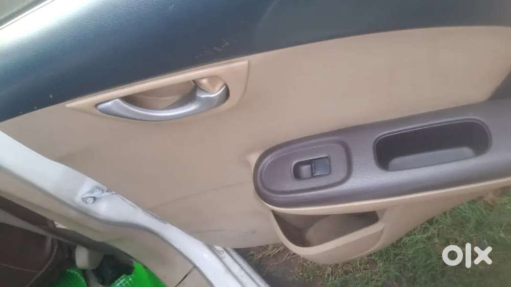 Amaze Diesel 80000 Km Vxi Top Model  Dhanbad Resisterd Urgent Sale