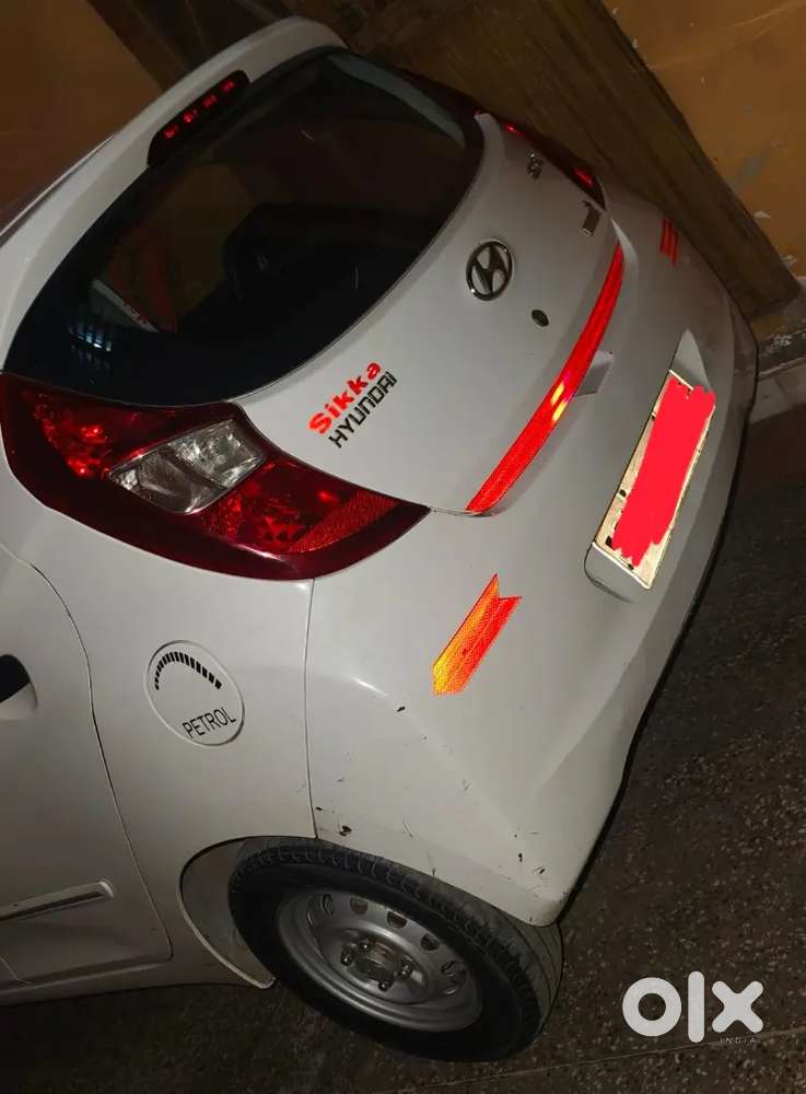 Hyundai Eon 2015 Petrol 65000 Km Driven