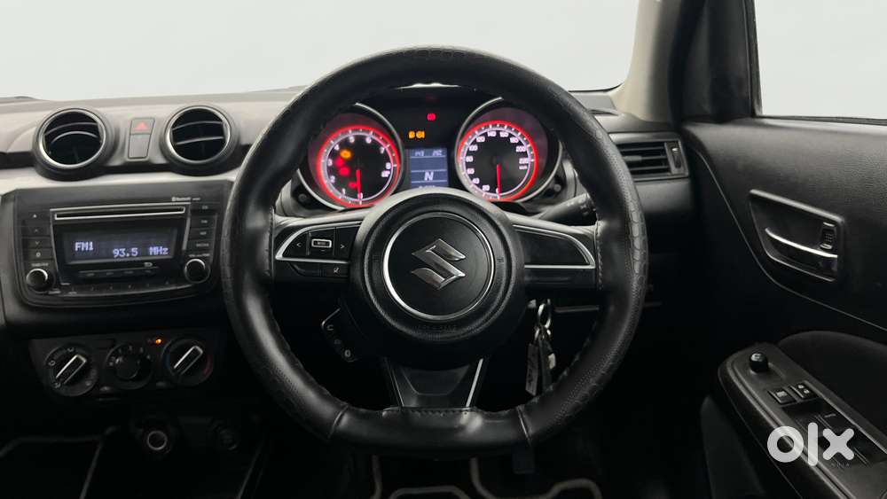 Maruti Suzuki Swift Amt Vxi, 2020, Petrol