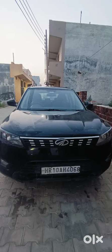 Mahindra Xuv300 2019 Black
