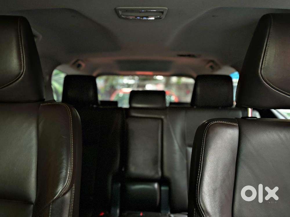 Toyota Fortuner 4x4 Manual Limited Edition, 2017, Diesel