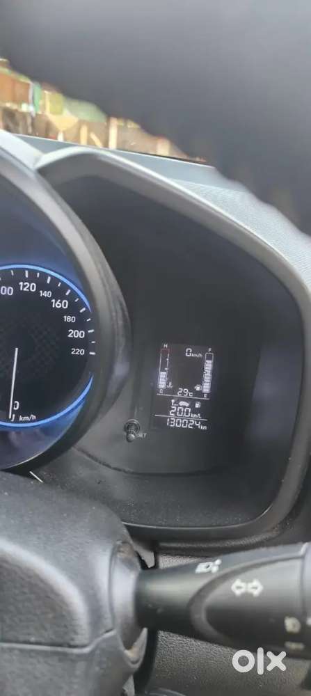 Hyundai Venue 2020 Diesel 130000 Km Driven