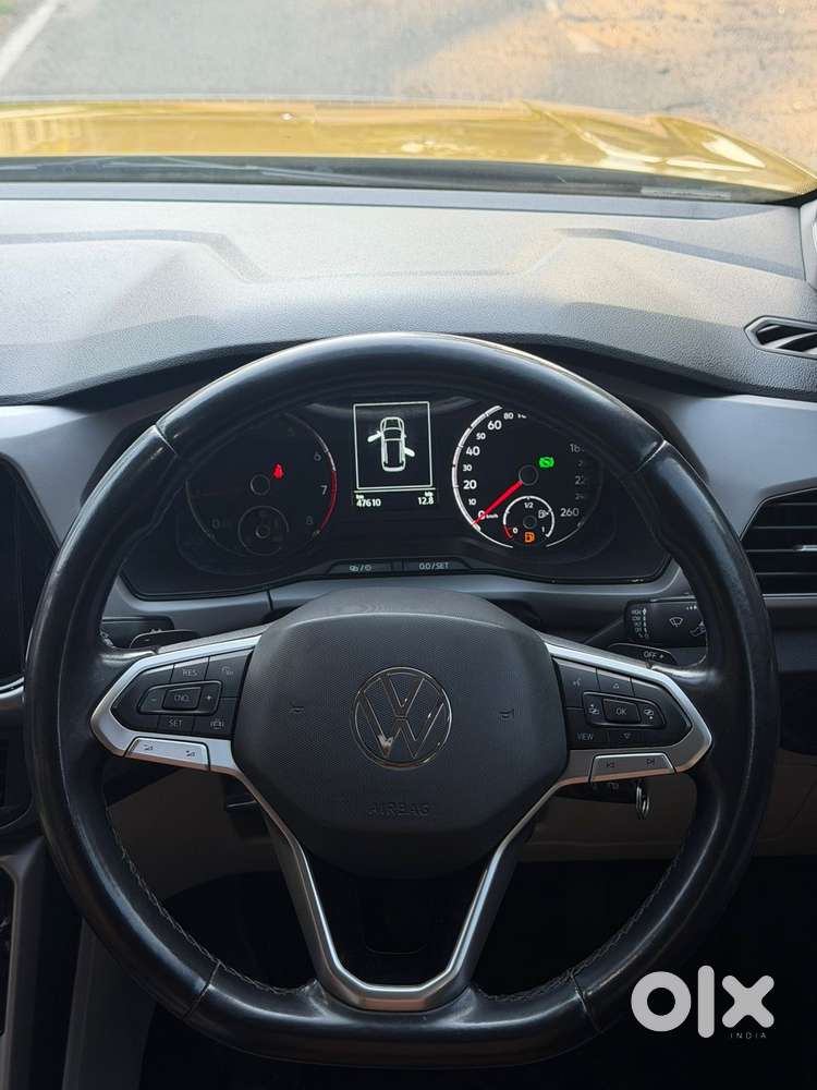 Volkswagen Taigun 1.0 Tsi Highline At, 2022, Petrol