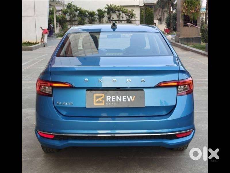 Skoda Slavia Style 1.0l Tsi Mt, 2022, Petrol