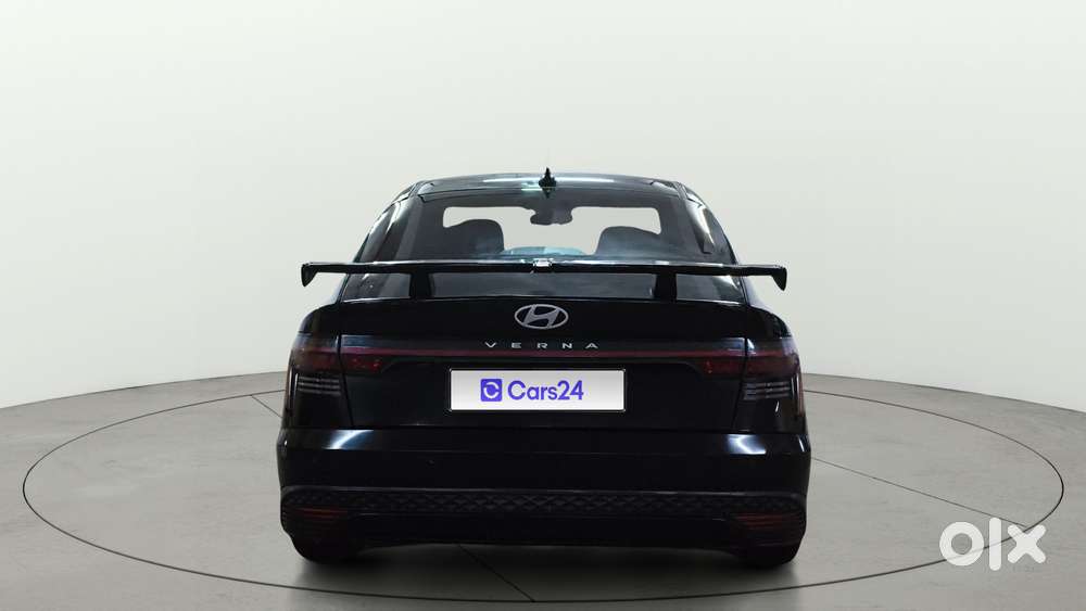Hyundai Verna 1.5 Mpi Mt Sx (o), 2023, Petrol