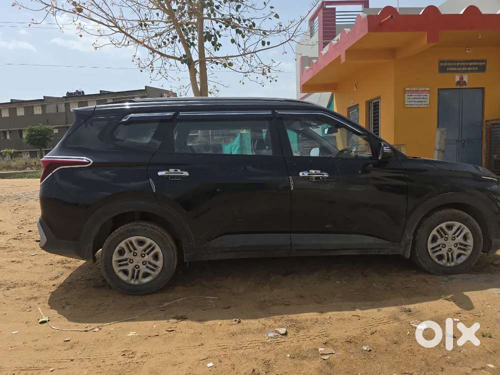 Kia Carens 2024 Petrol 44000 Km Driven