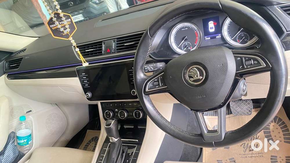 Skoda Superb 2018 Petrol 44000 Km Driven