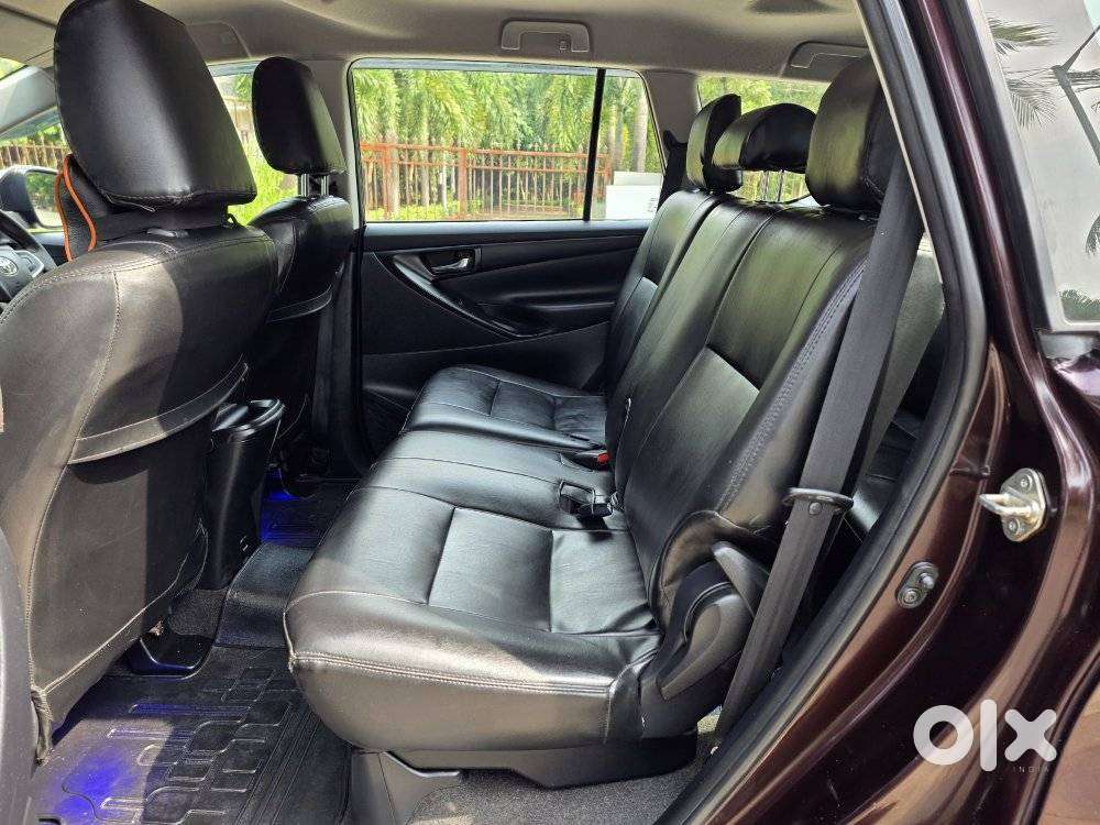 Toyota Innova Crysta 2.4 Gx Mt 8s, 2017, Diesel