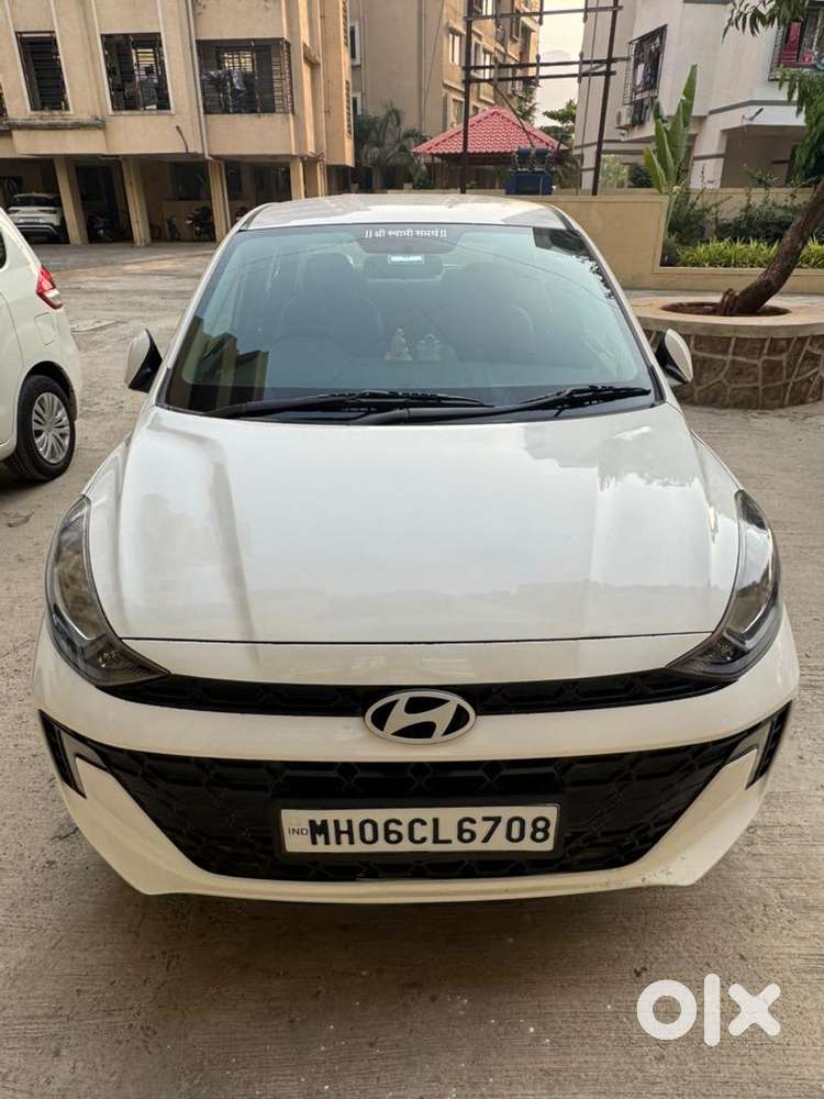 Hyundai Aura 2023 Cng & Hybrids Well Maintained