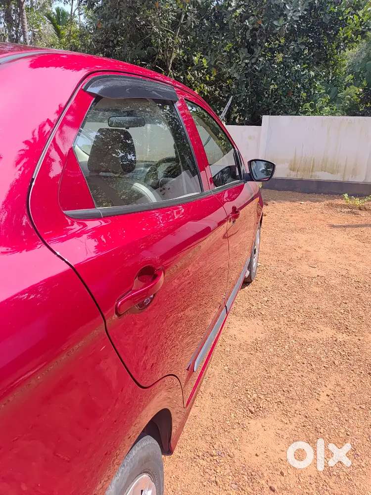 Ford Figo Aspire 2016 Petrol 75000 Km Driven