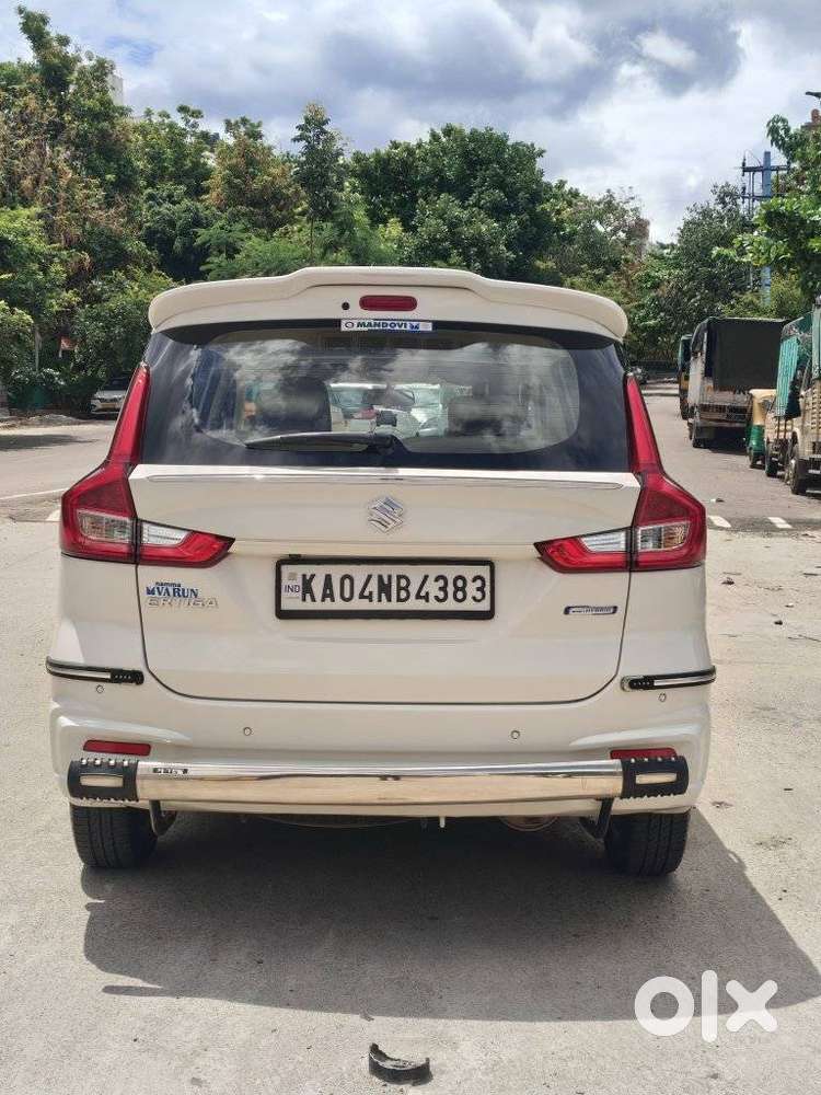 Maruti Suzuki Ertiga Zxi Plus At Shvs, 2022, Petrol