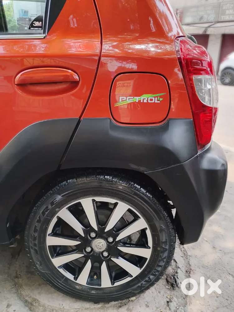 Toyota Etios Cross 2014