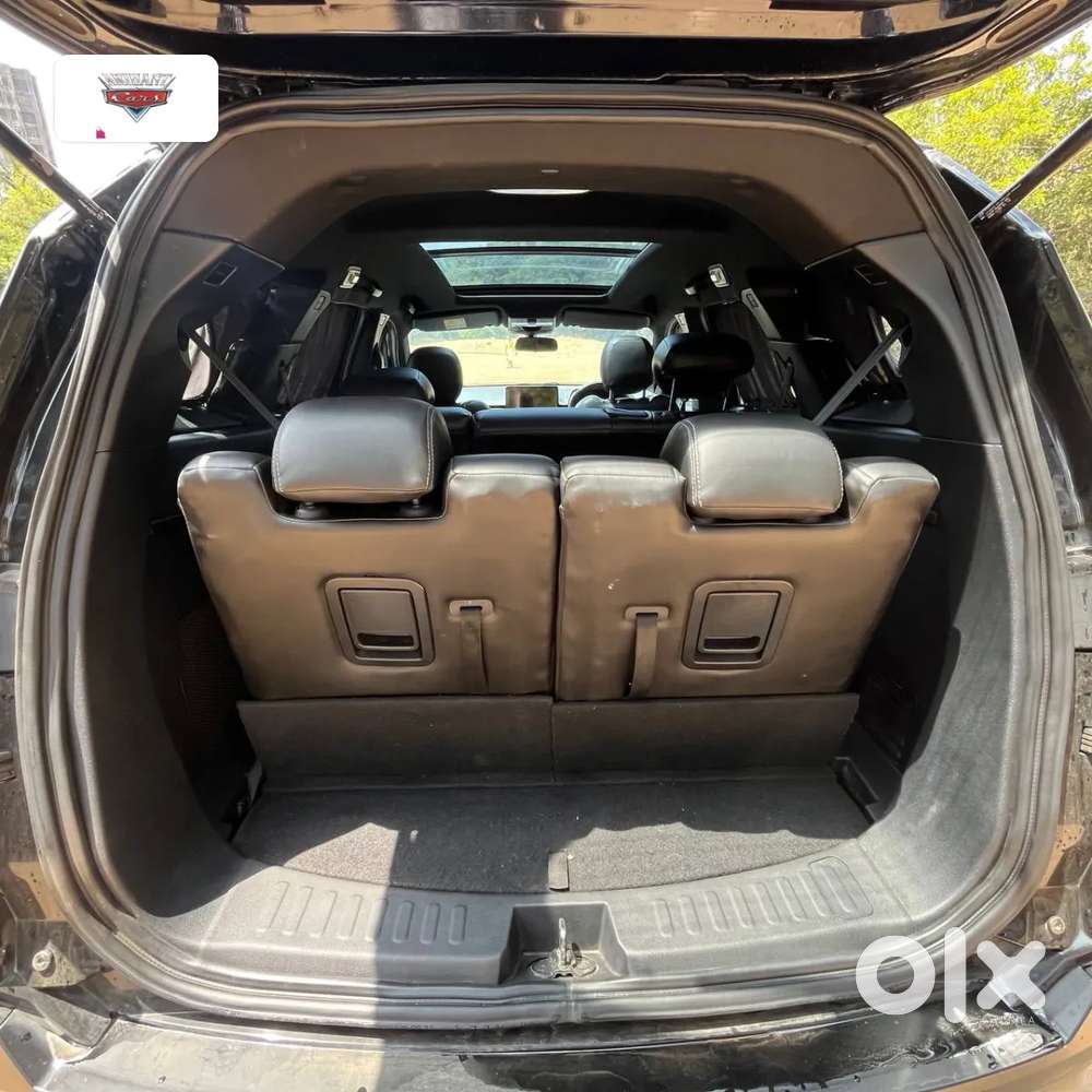 Tata Safari Pure Plus S Dark Edition, 2024, Diesel