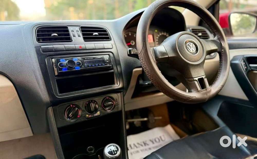 Volkswagen Polo Petrol 2011