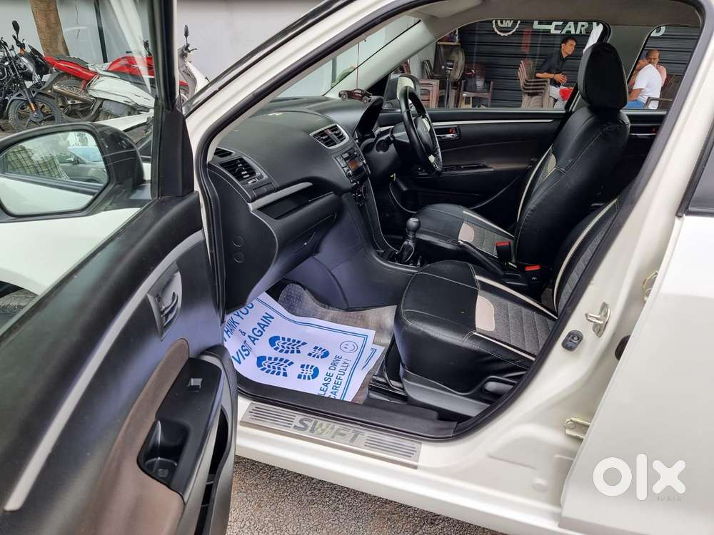 Maruti Suzuki Swift Vxi + Manual, 2016, Petrol