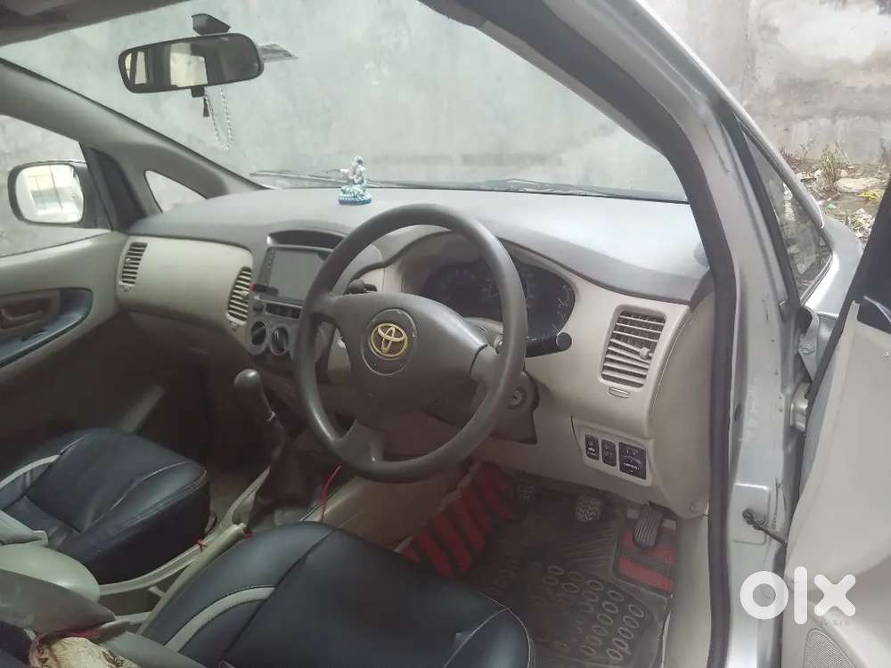Toyota Innova 2010 Diesel 224000 Km Driven
