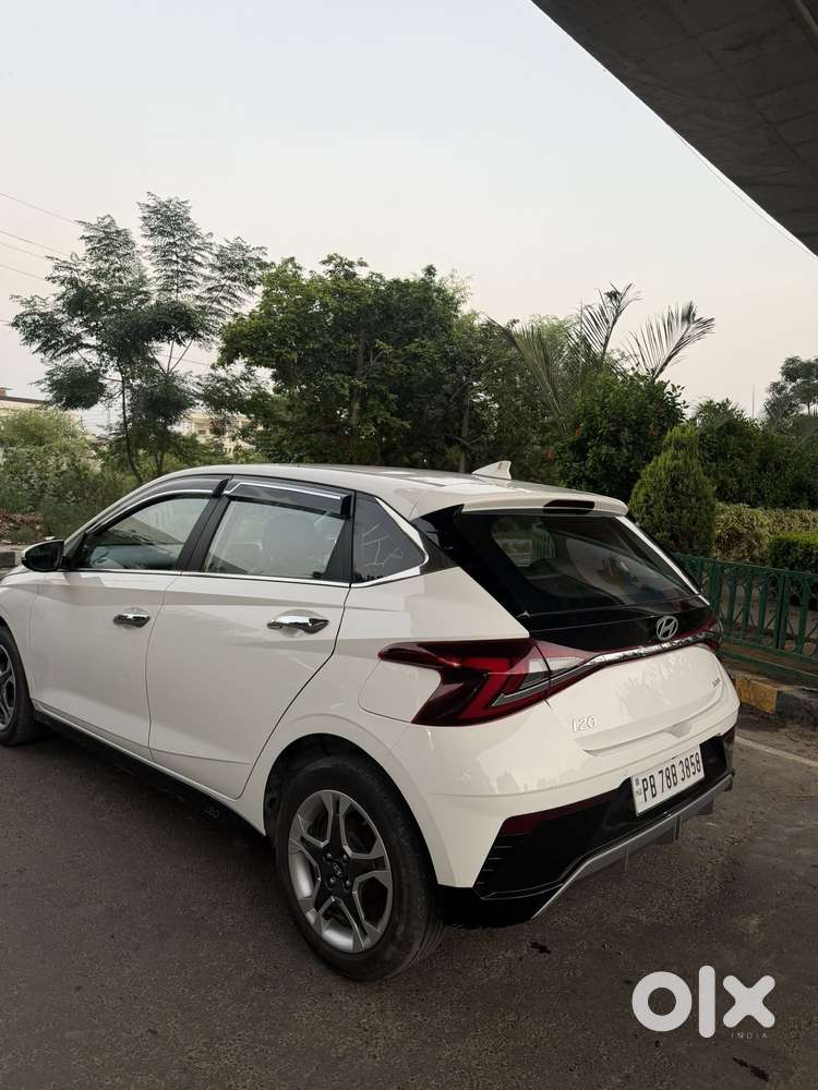 Hyundai New I20 1.5 Sportz Mt, 2025, Petrol