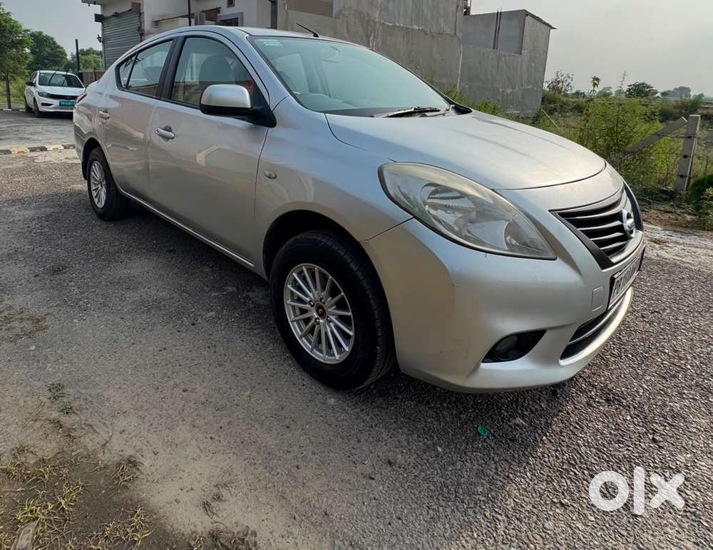 Nissan Automatic 2014 Petrol