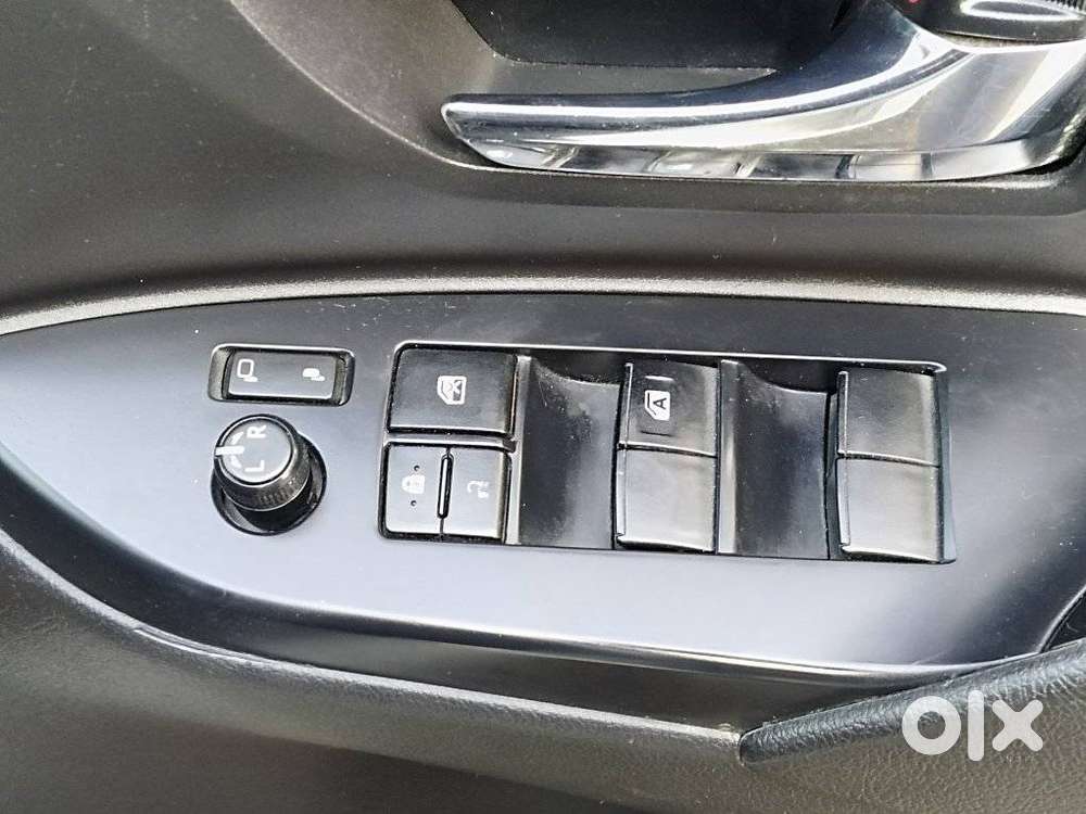 Toyota Innova Crysta 2.4 G Mt, 2019, Diesel