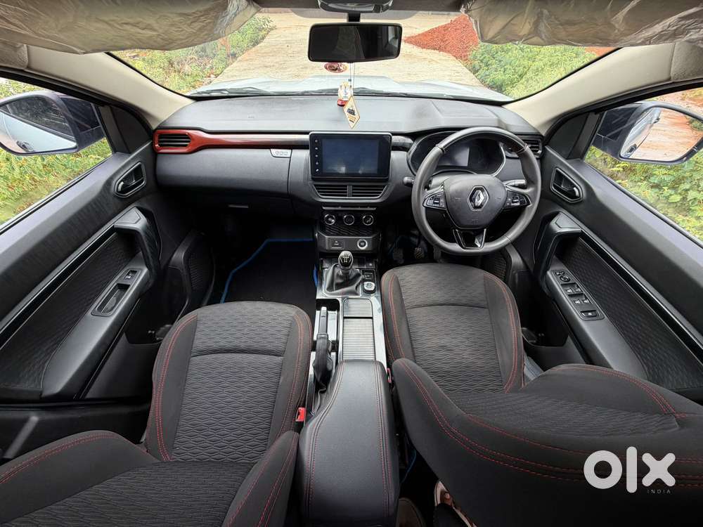 Renault Kiger, 2023, Petrol