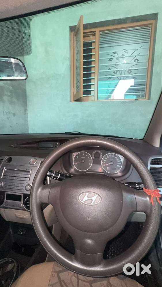 Hyundai I20 Petrol 2010 Manual