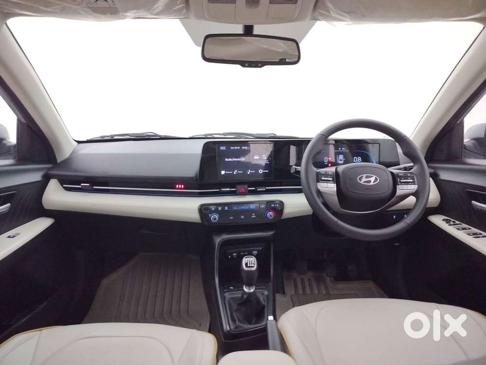 Hyundai Verna 1.5 Sx Petrol Mt, 2024, Petrol