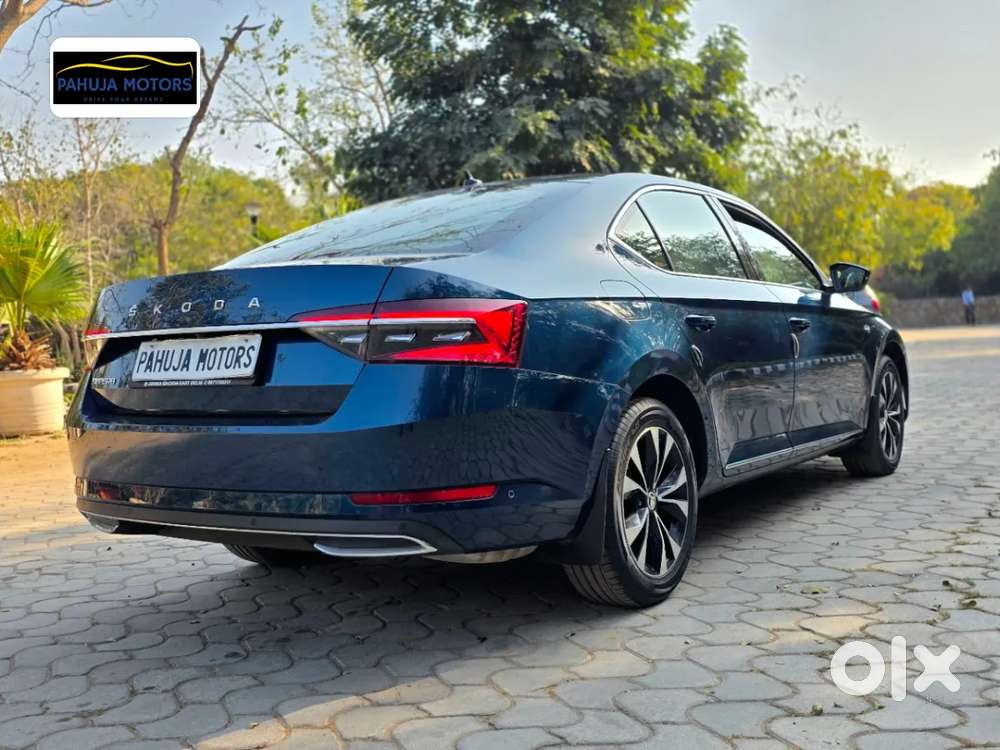 Skoda Superb 2.0 L&k Tsi At, 2022, Petrol