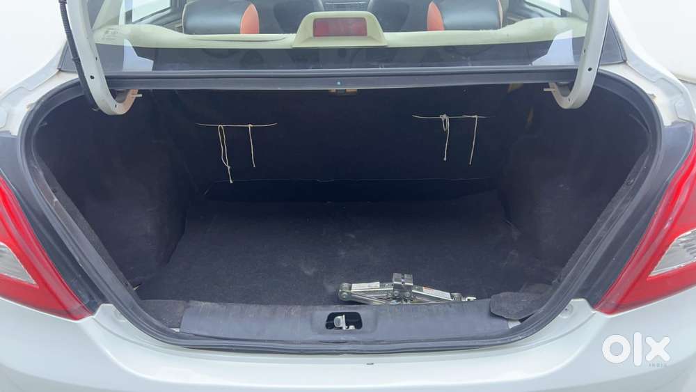 Maruti Suzuki Swift Dzire 1.3 Vxi, 2013, Petrol