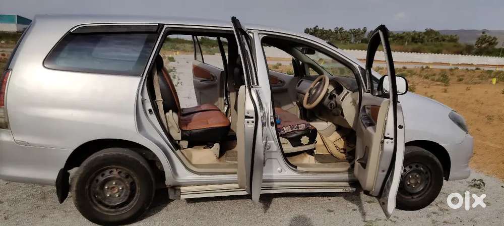 Toyota Innova 2010 Diesel 190000 Km Driven