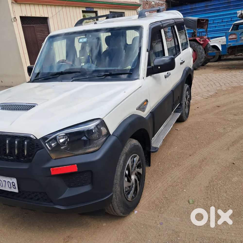 Mahindra Scorpio 2016 Diesel Well Maintained