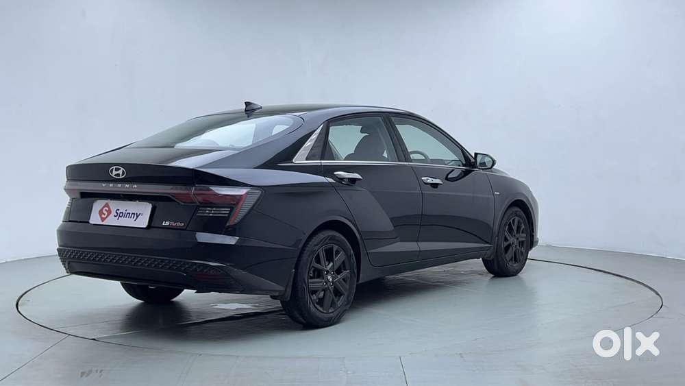 Hyundai Verna 1.5 Sx (o) Turbo Petrol Dct, 2023, Petrol