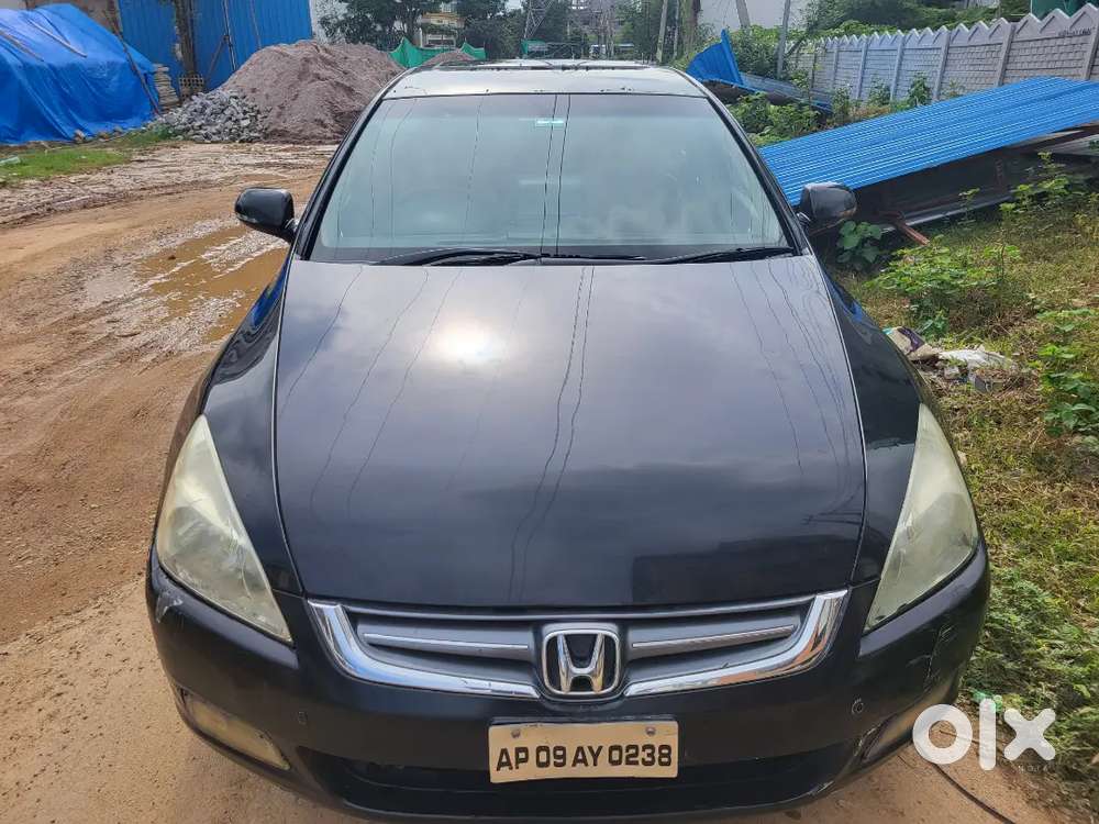 Honda Accord V6 3.0 Automatic With Sunroof And Woofers Urgent Sale